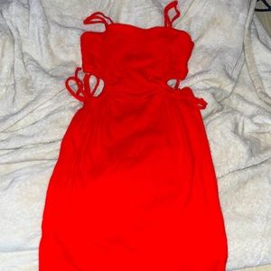 i’m selling a red party dress size xs